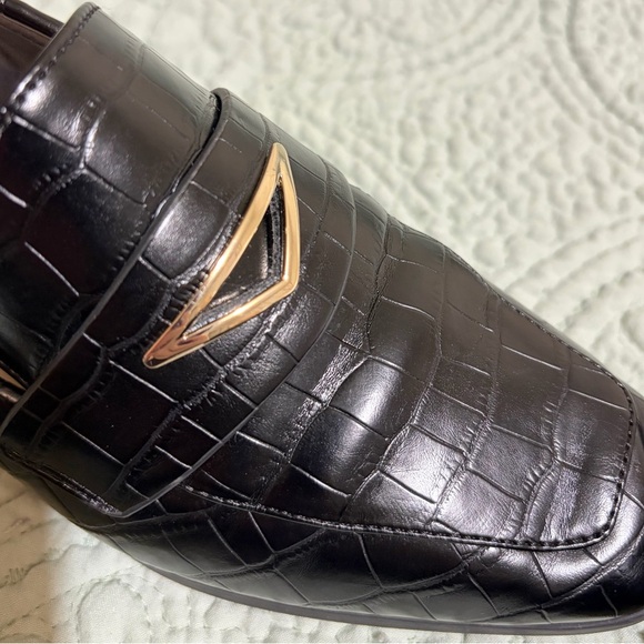 Aldo Women’s shoes Size 6 Black Croc Embossed Loafers Gold Detail Block Heel - Picture 6 of 9